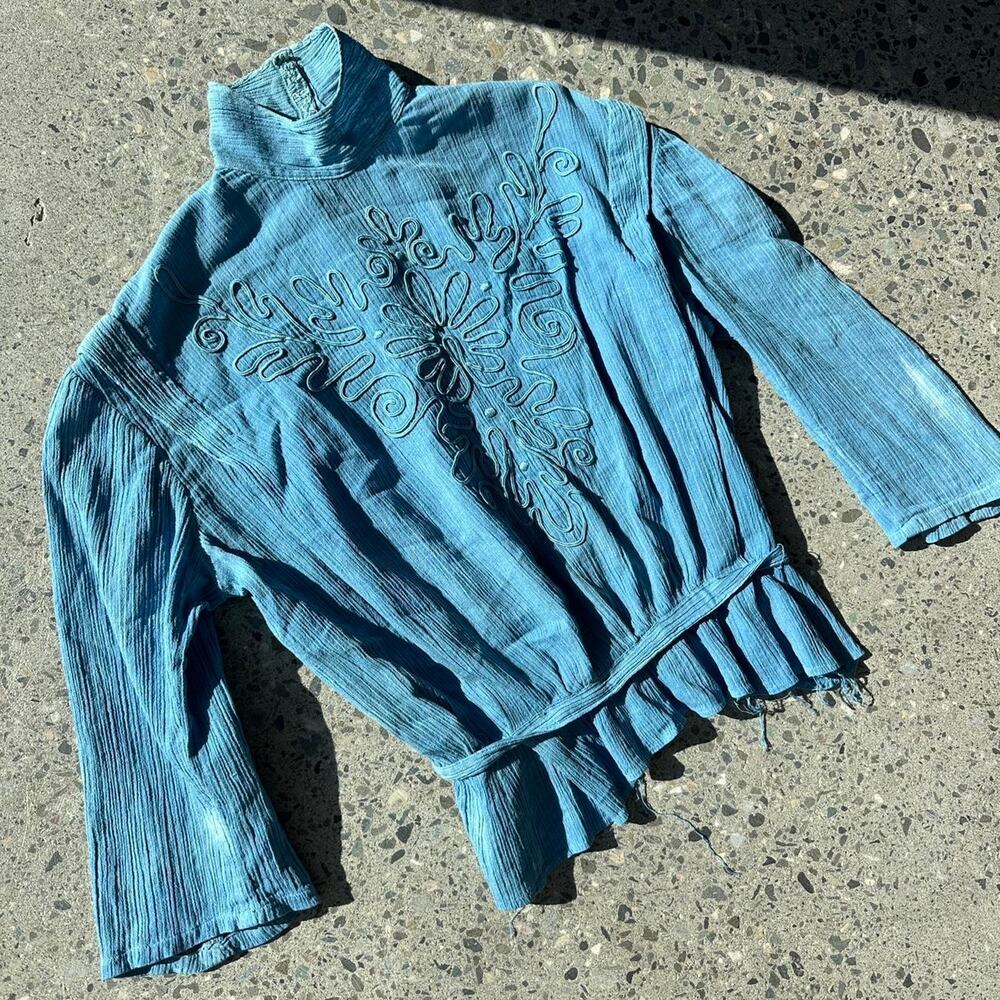 Women’s XXS Blouse Blue High Neck Embroidered Front Pleated Hem Boho Edwardian